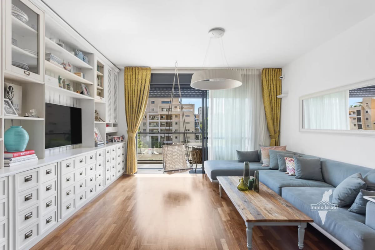 5-room apartment for sale on Dultsin Street, Tel Aviv