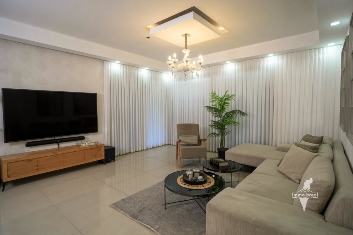 5-room apartment for sale on Sderot Yerushalayim, Ashdod