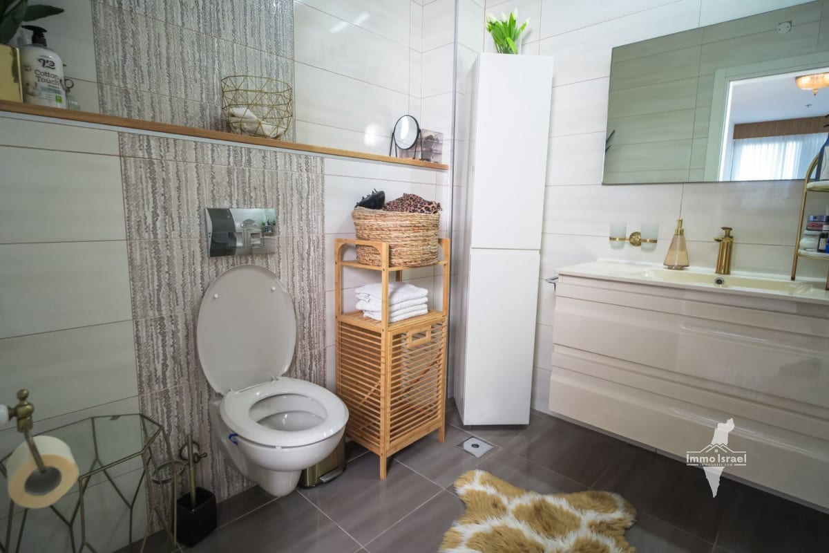 5-room apartment for sale on Sderot Yerushalayim, Ashdod