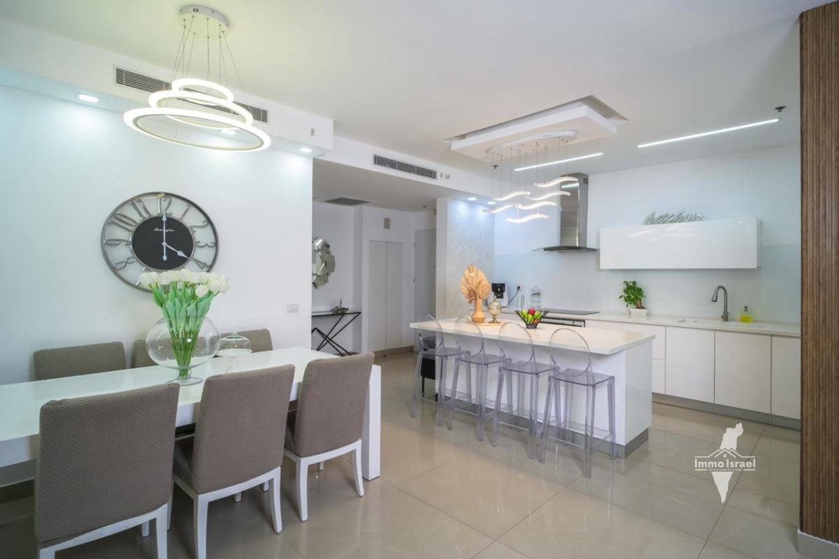 5-room apartment for sale on Sderot Yerushalayim, Ashdod