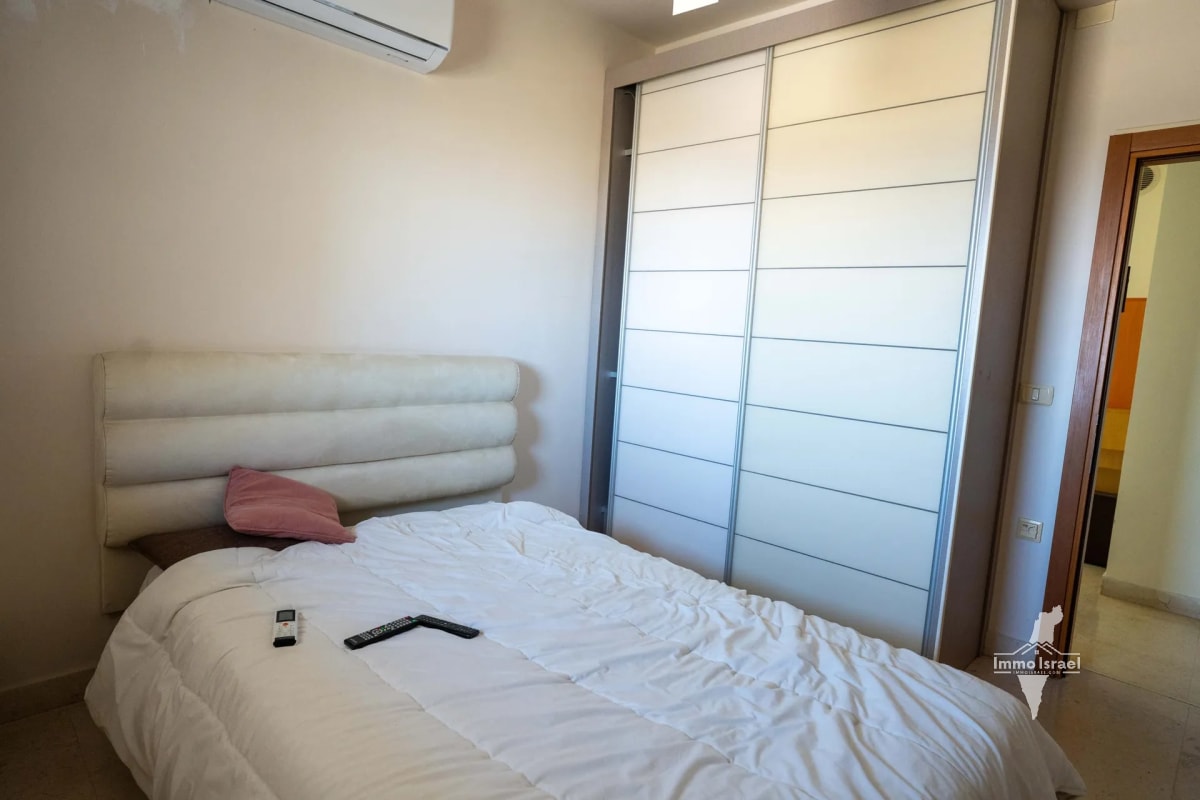 5-room apartment for sale on Pierre Koenig Street, Netanya