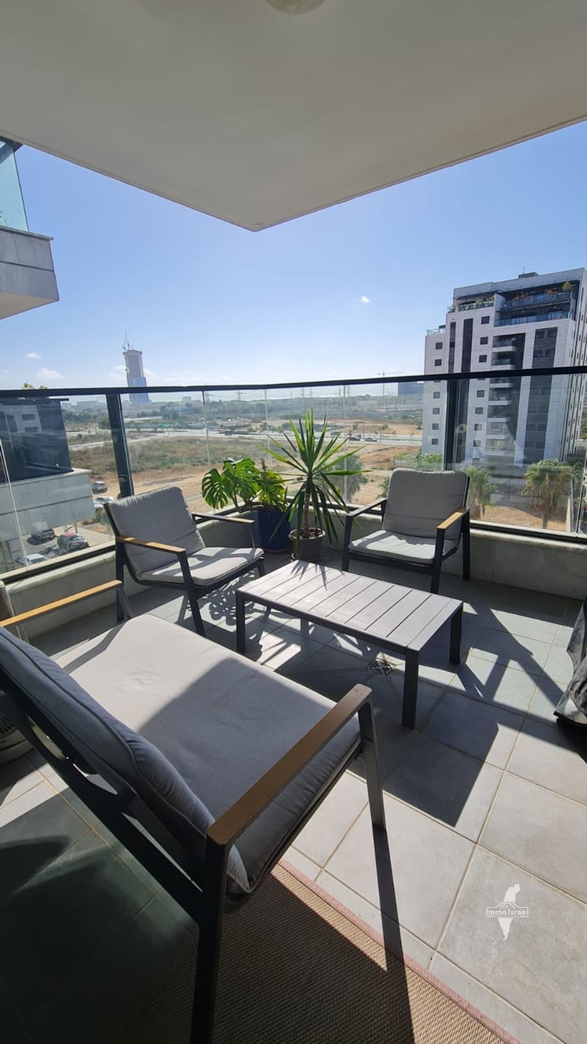 Appartement de 3 pièces à vendre sur la rue Amos Oz, Herzliya