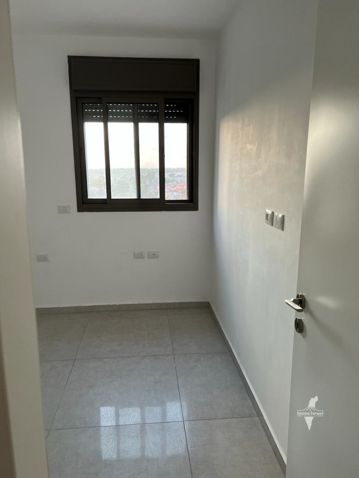 5-room apartment for sale on Ha-Shikmim Street 4, Or Akiva