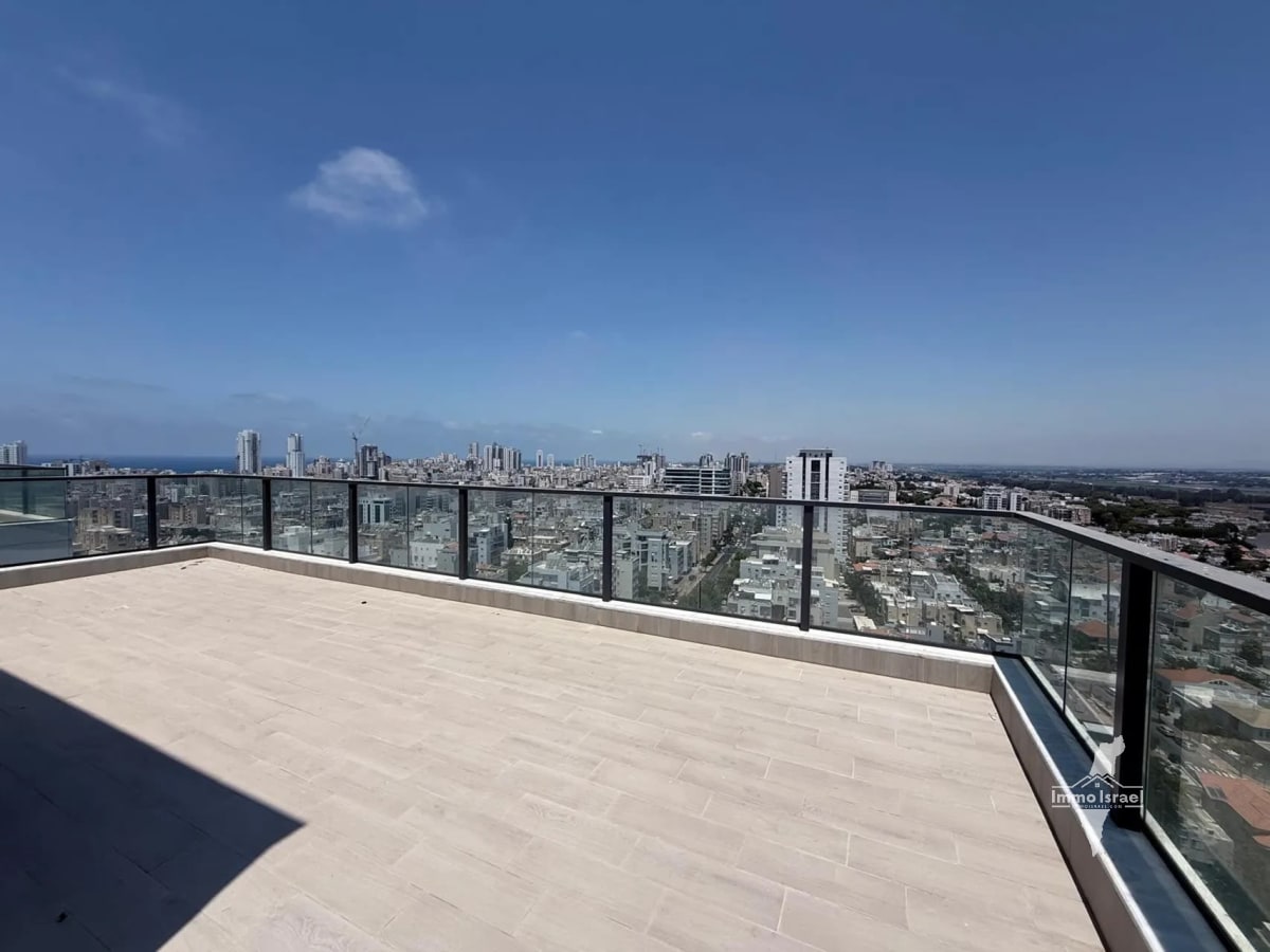 5-room penthouse for sale on Petah Tikva Street, Netanya