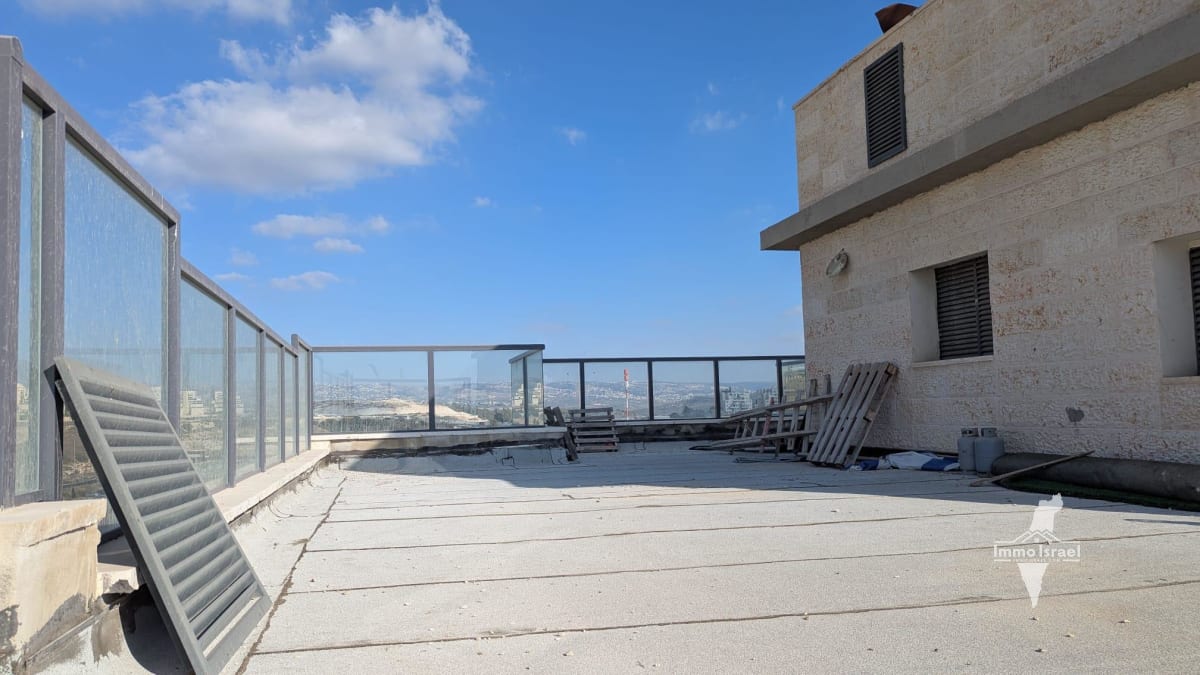 5-комнатный пентхаус на продажу в Рамат-Бейт-Шемеш