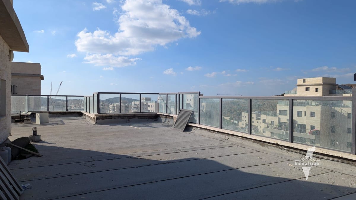 5-комнатный пентхаус на продажу в Рамат-Бейт-Шемеш