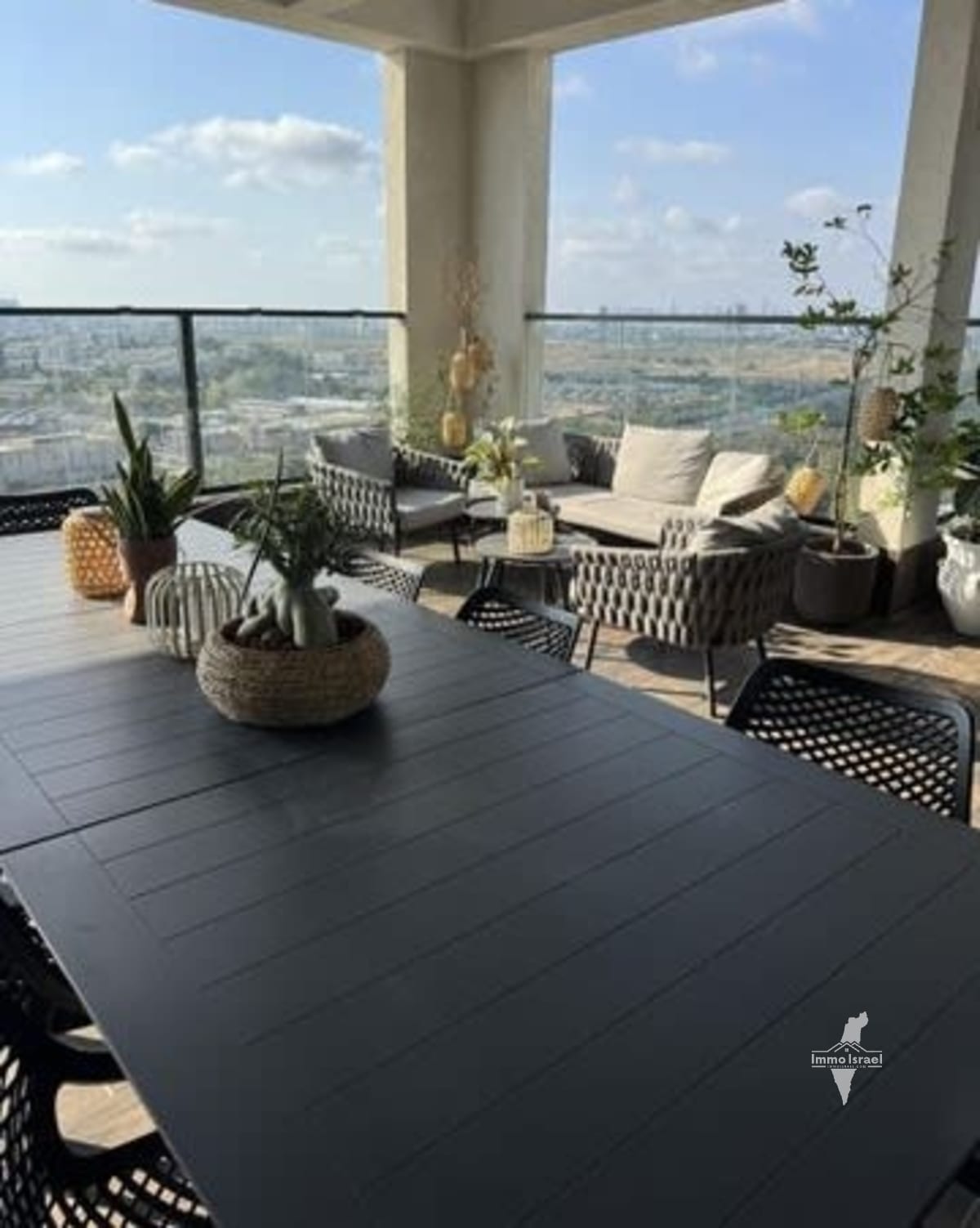 6-room penthouse for sale on Shulamit Aloni Street, Rishon LeTsiyon