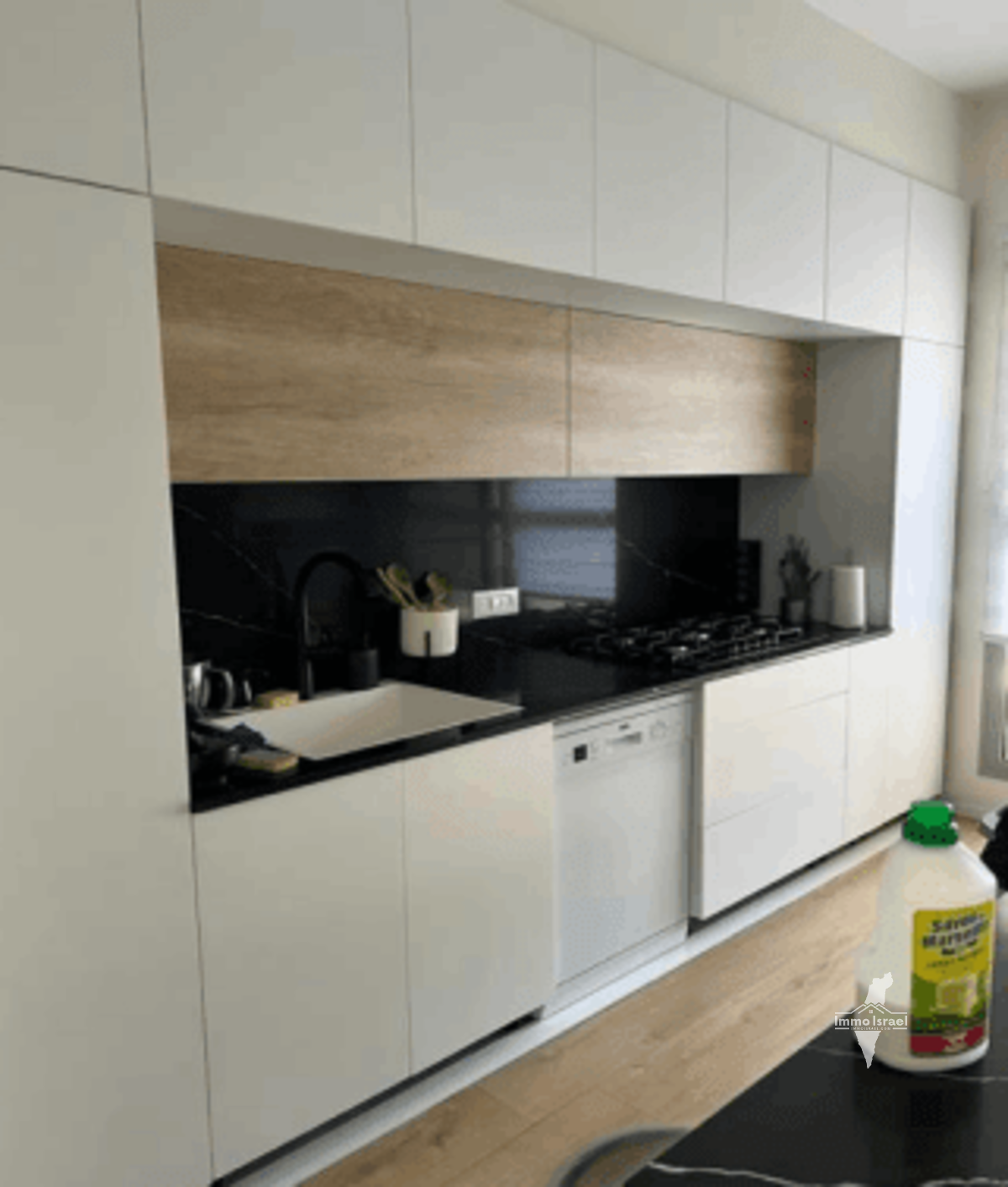 4-комнатная квартира в аренду на улице Хашофет Хаим Коэн, Иерусалим