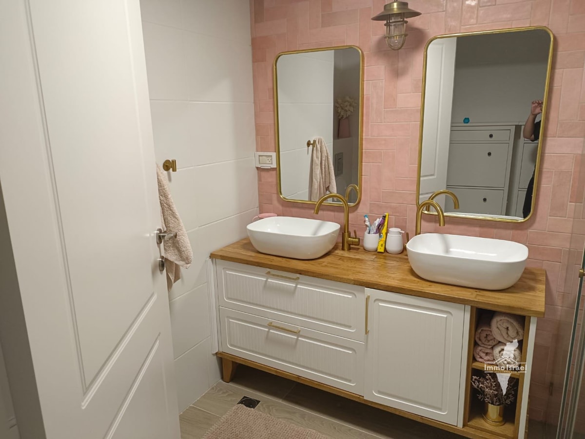 4-room duplex for sale on Sderot Hayim Weizman, Netanya