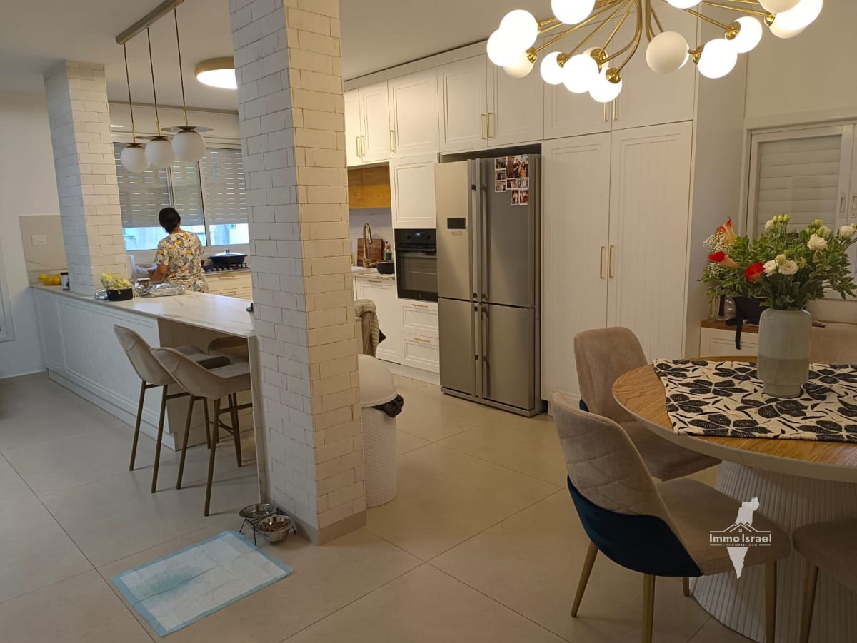 4-room duplex for sale on Sderot Hayim Weizman, Netanya