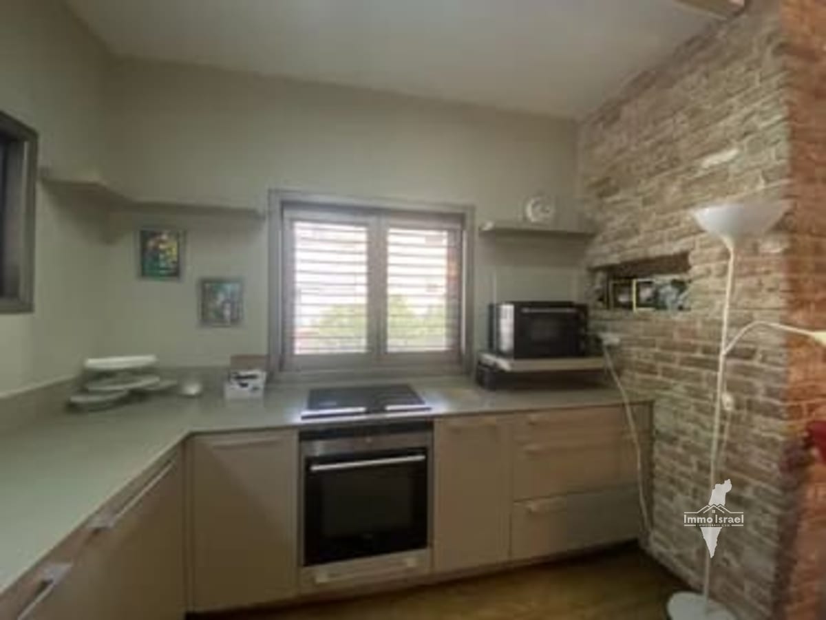 3-room apartment for sale on A.D. Gordon Street, Netanya