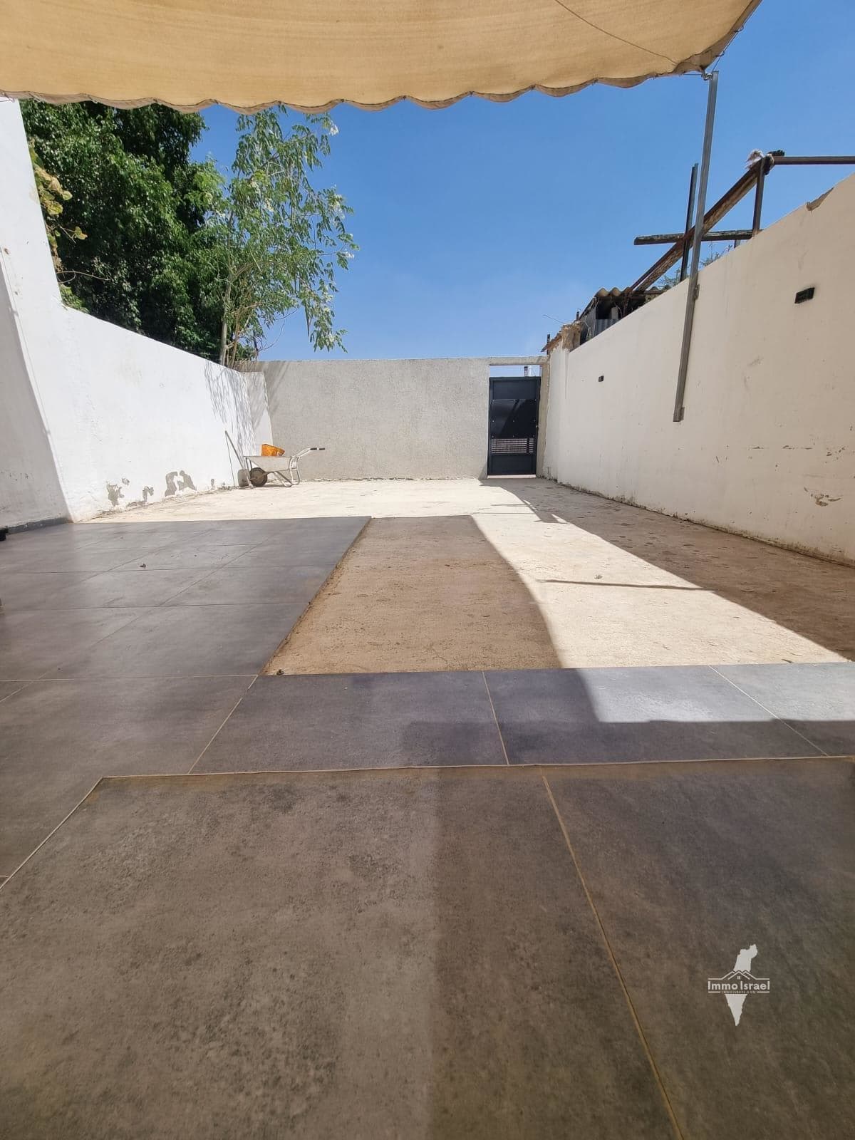 2-room housing unit for rent on Mish'ol HaNevatim Street, Be'er Sheva