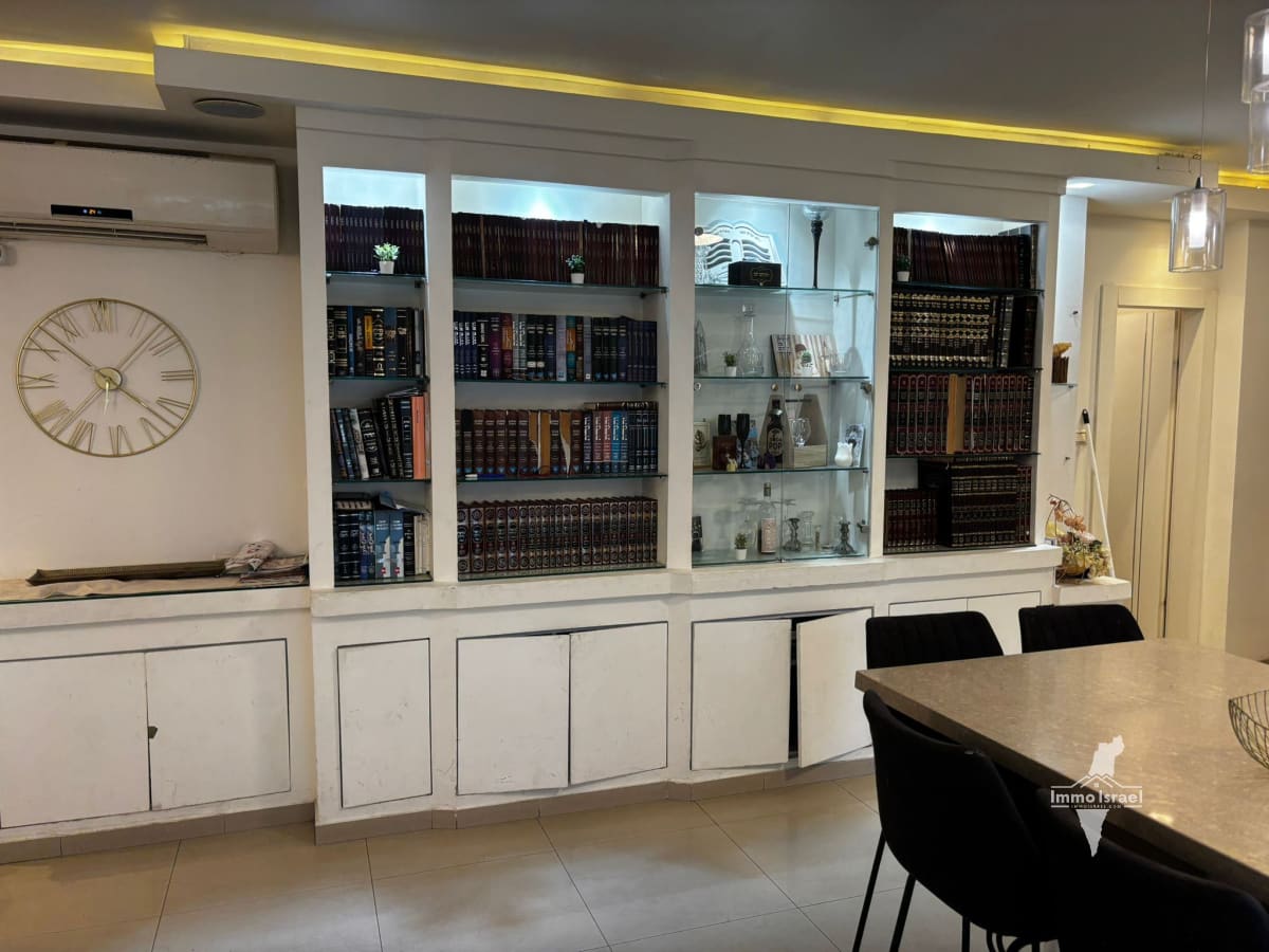 5-room apartment for sale on Geva Street, Netanya