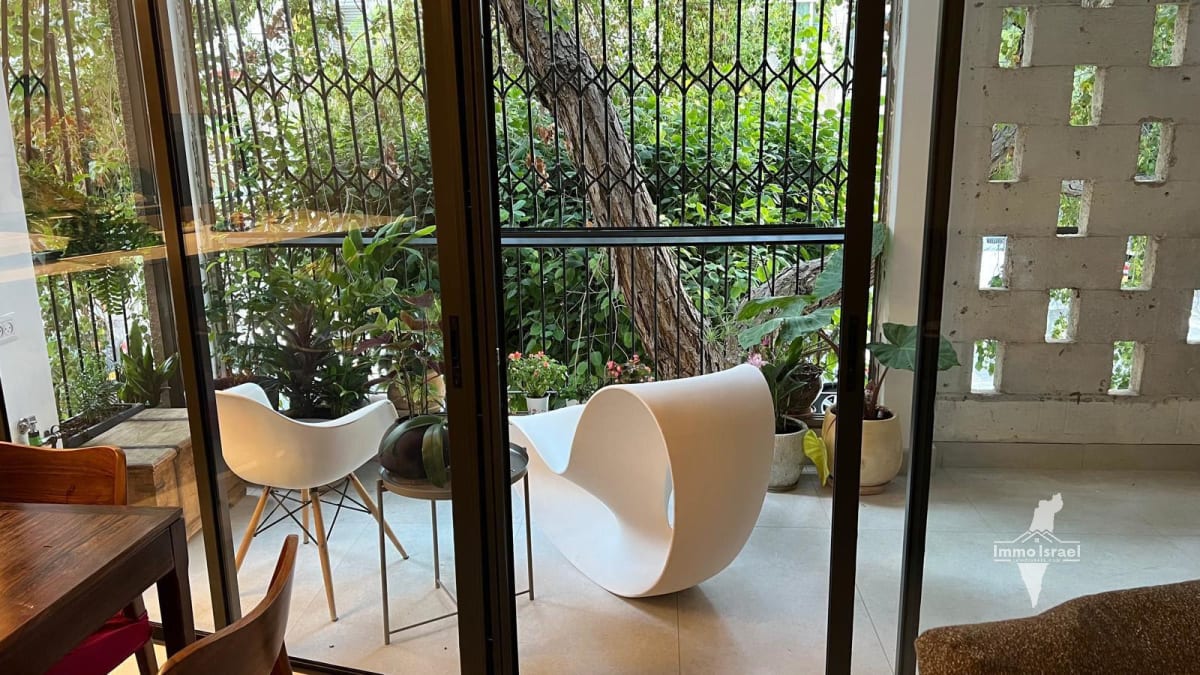5-room apartment for sale on J. L. Gordon Street, Tel Aviv
