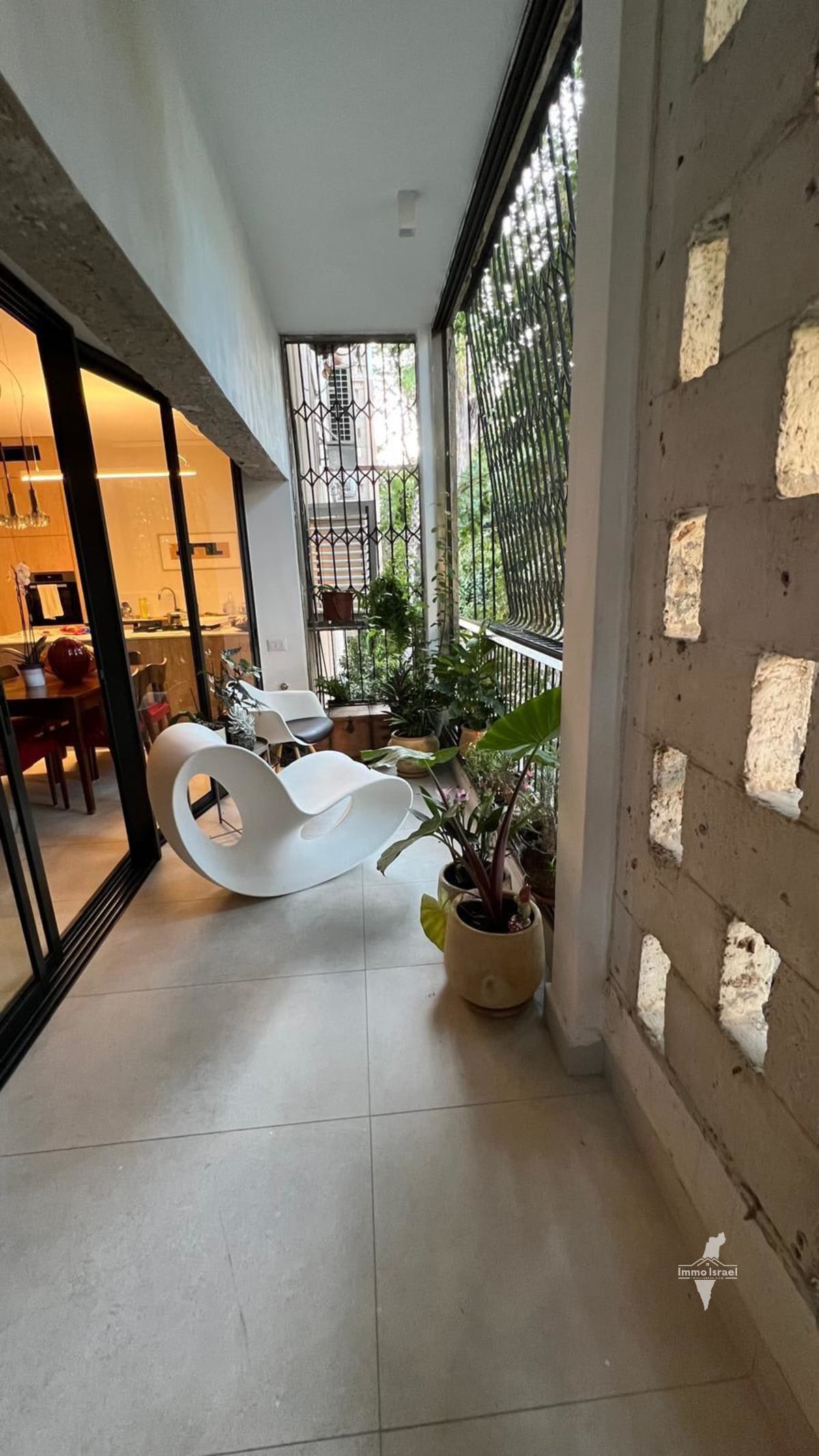 5-room apartment for sale on J. L. Gordon Street, Tel Aviv