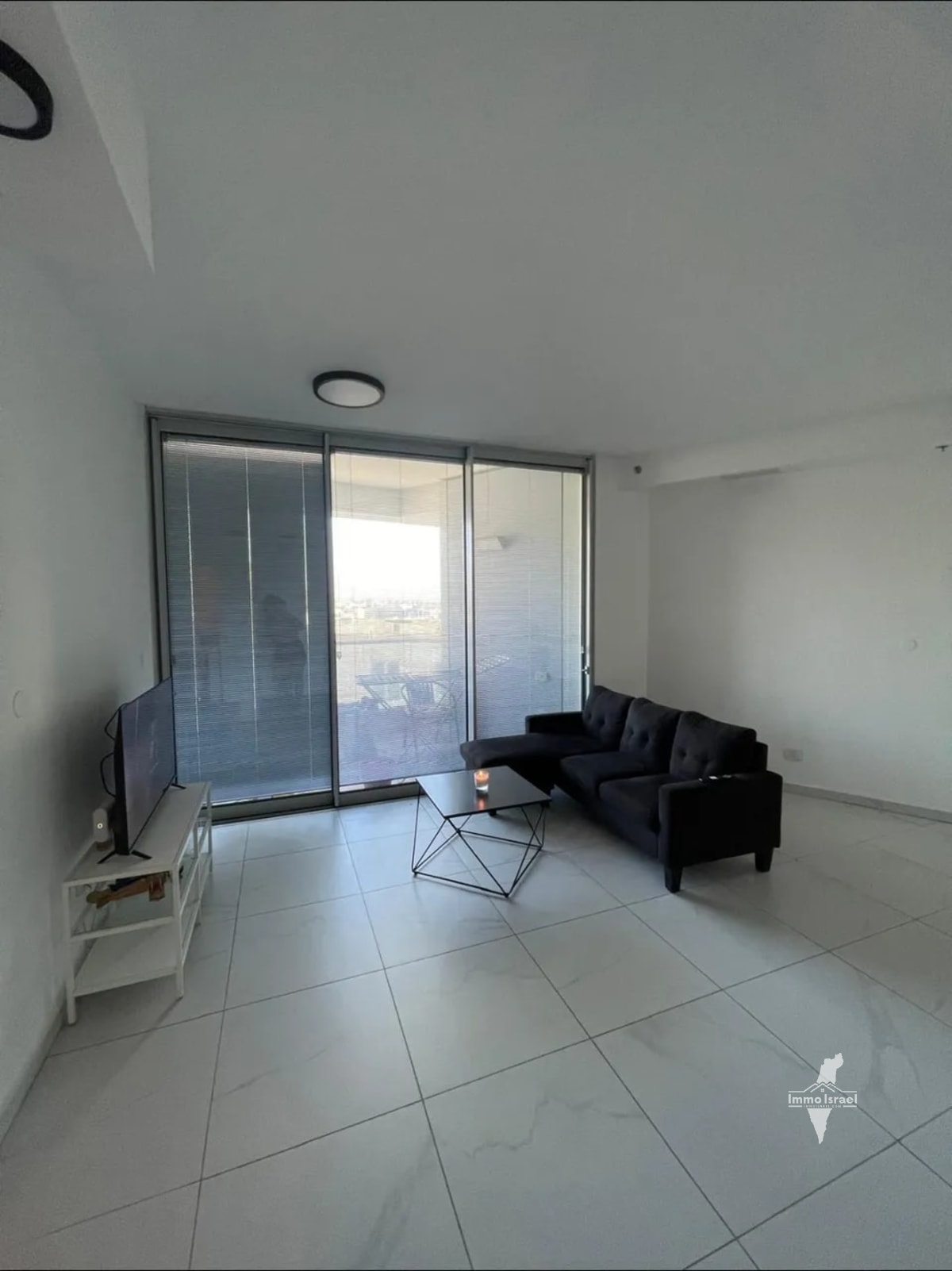3-room apartment for sale on Yitzhak Graziani Street, Tel Aviv