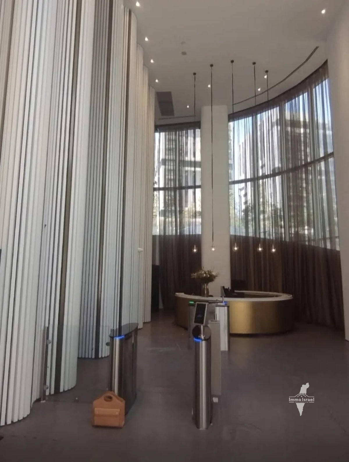 3-room apartment for sale on Yitzhak Graziani Street, Tel Aviv