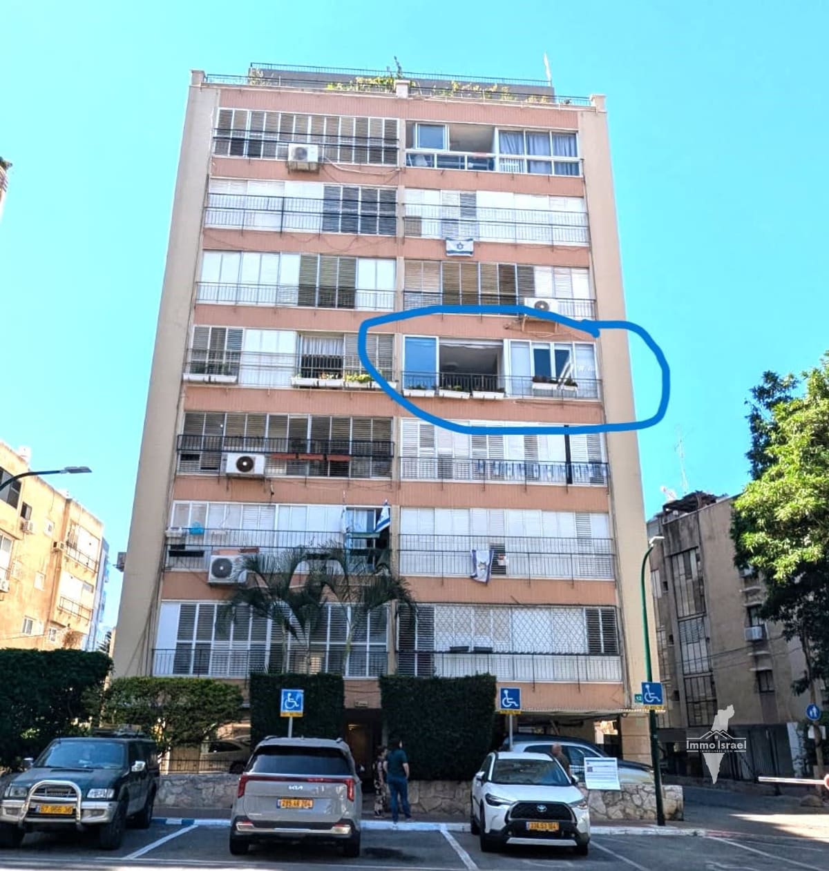 4-Room Apartment For Sale On Shkediya Street, Ramat Gan