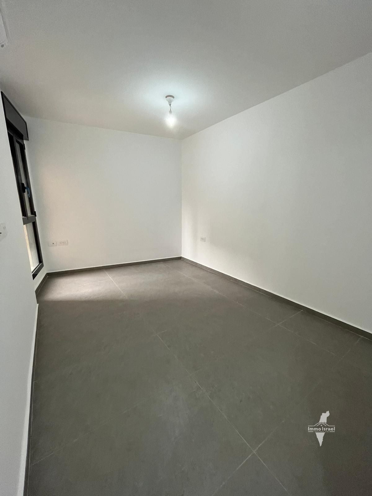 2-Room Apartment For Sale On Agripas Street, Jerusalem