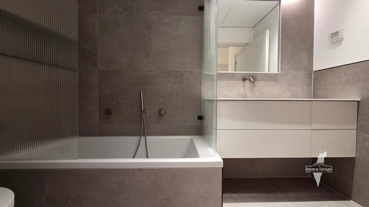 3-Room Apartment For Rent On Totseret Haaretz Street, Tel Aviv