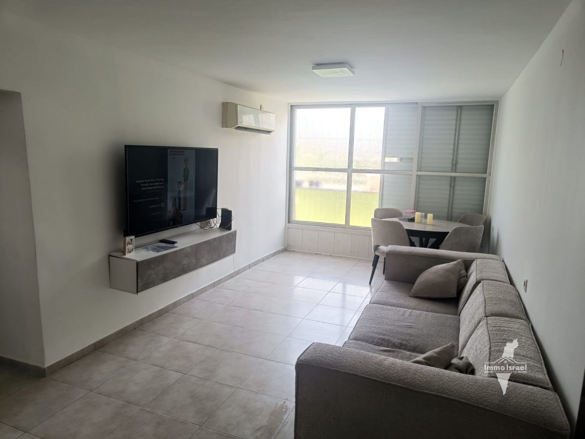3-Room Apartment For Sale On HaCarmel Street, Bat Yam