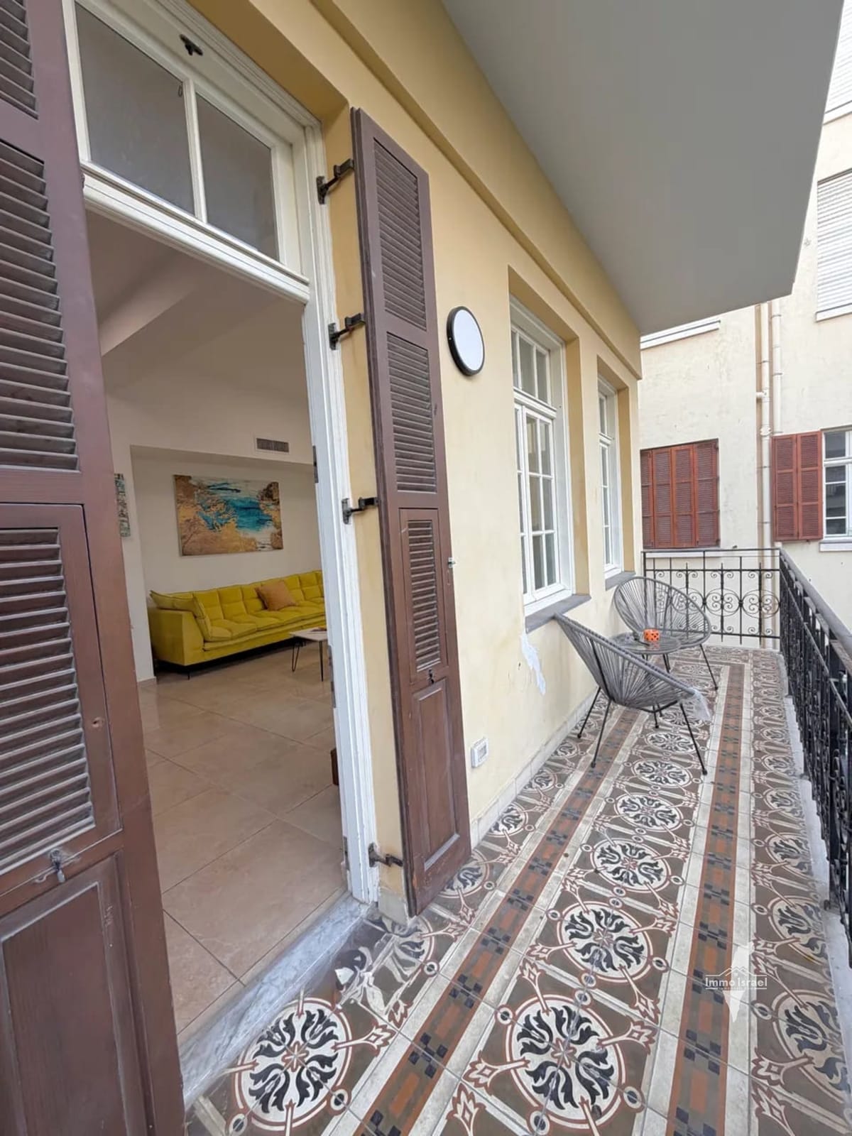 4-Room Apartment For Sale On Allenby Street, Tel Aviv