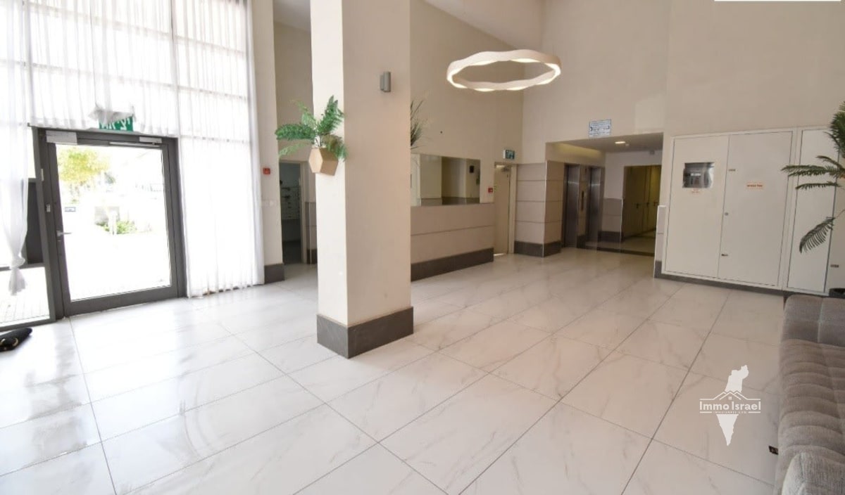 3-Room Apartment For Sale In The Center Of Kiryat Gat