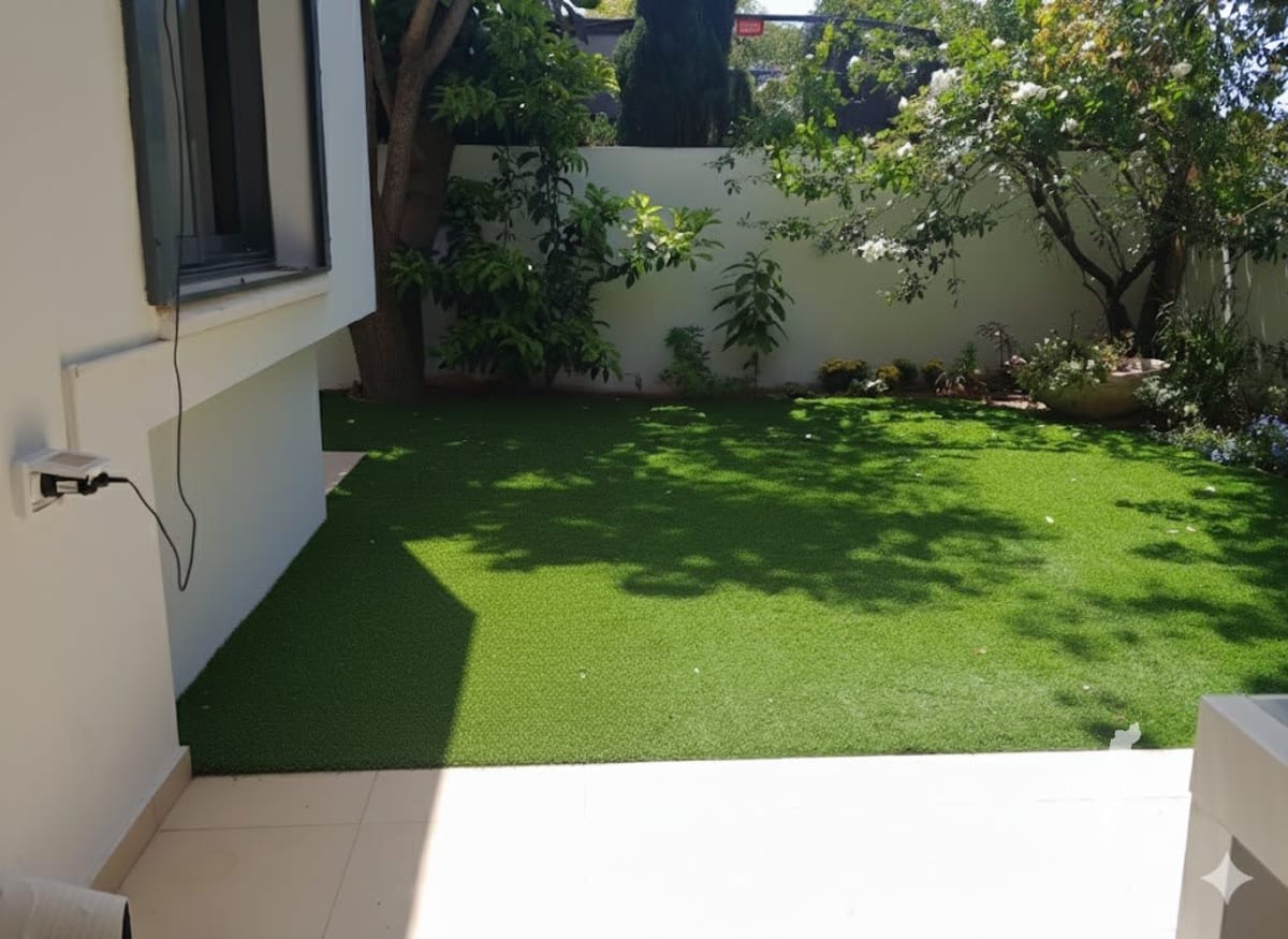 8.5-Room Cottage For Sale On Golani Street, Kfar Yona