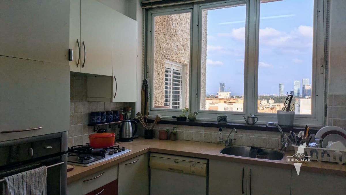 4-Room Apartment For Sale On HaRav Herzog Street, Tel Aviv