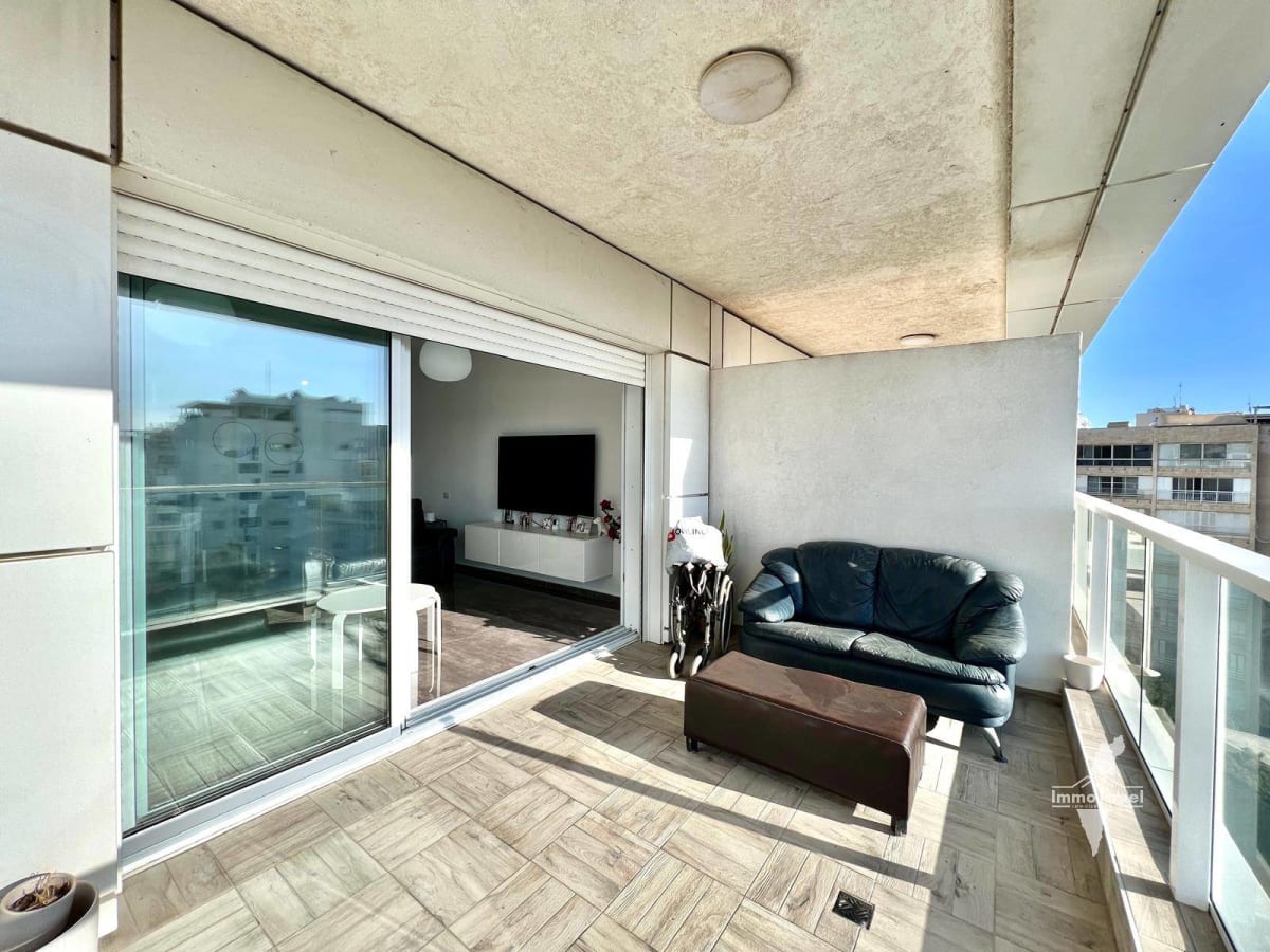 4-Room Apartment For Sale On Dizengoff Street, Netanya