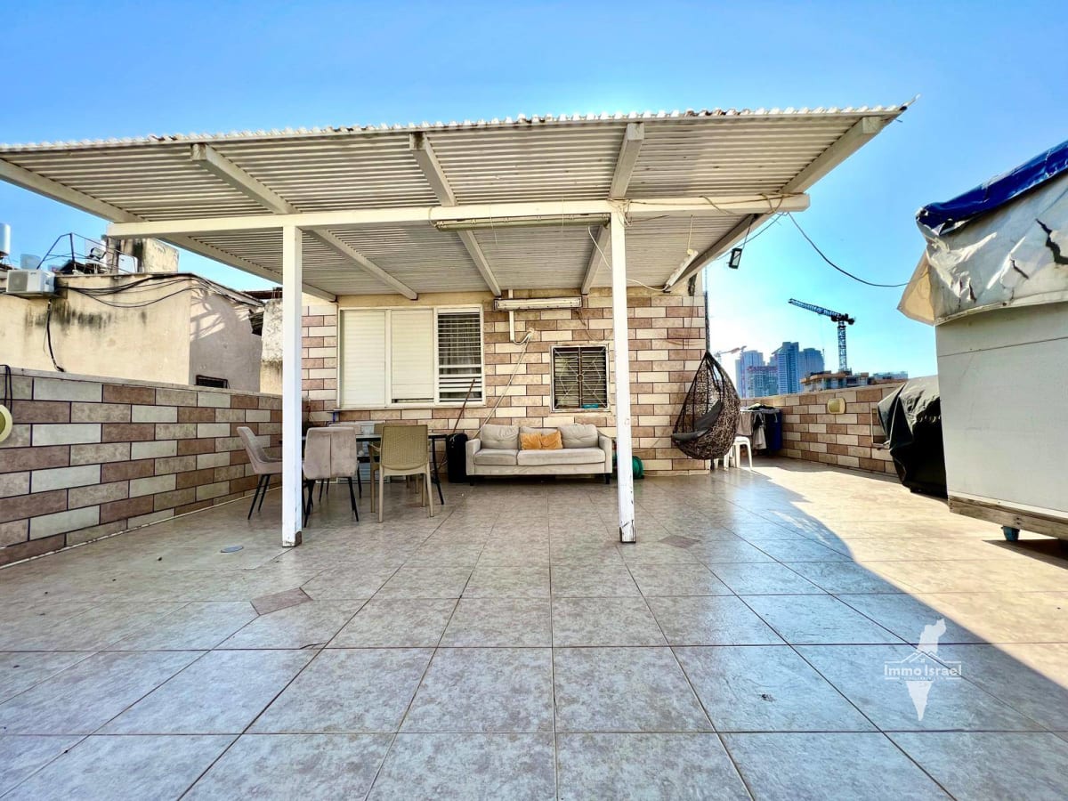 Дуплекс-пентхаус с 5 комнатами на продажу на улице ха-Ари, Нетания