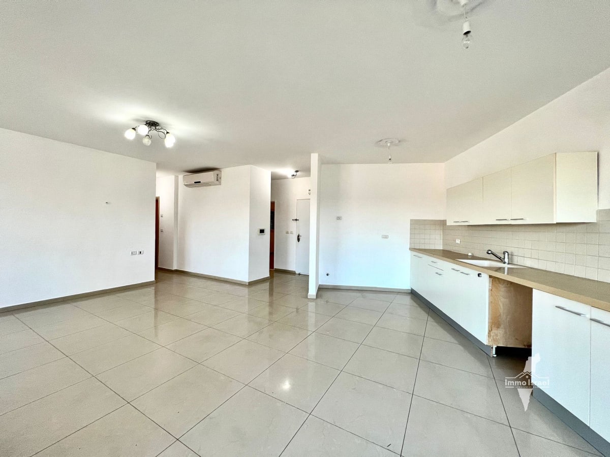 Квартира с 5 комнатами на продажу на улице Лехи, Нетания