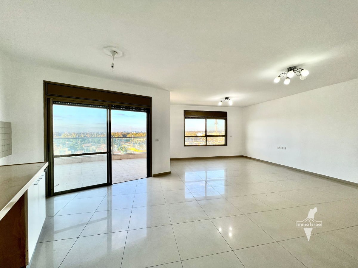 Квартира с 5 комнатами на продажу на улице Лехи, Нетания