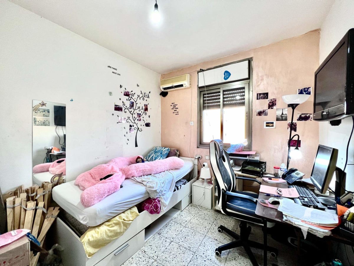 Дуплекс с 6 комнатами на продажу на улице ха-Порцим, Нетания