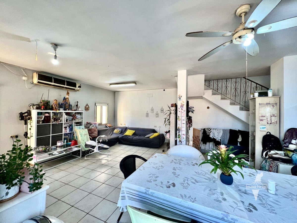 Дуплекс с 6 комнатами на продажу на улице ха-Порцим, Нетания