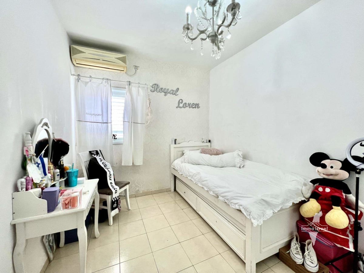 Appartement de 4 pièces à vendre rue Y.M. Pines, Netanya