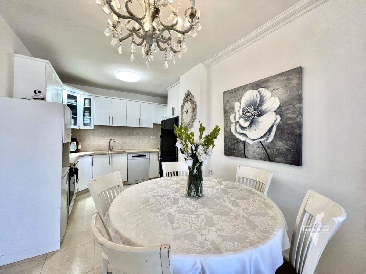 4-Room Apartment For Sale On Y.M. Pines Street, Netanya