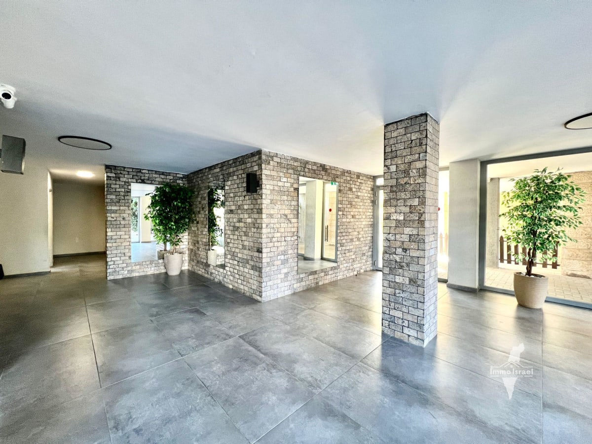 Квартира с 4 комнатами на продажу на улице Леви Эшколь, Нетания