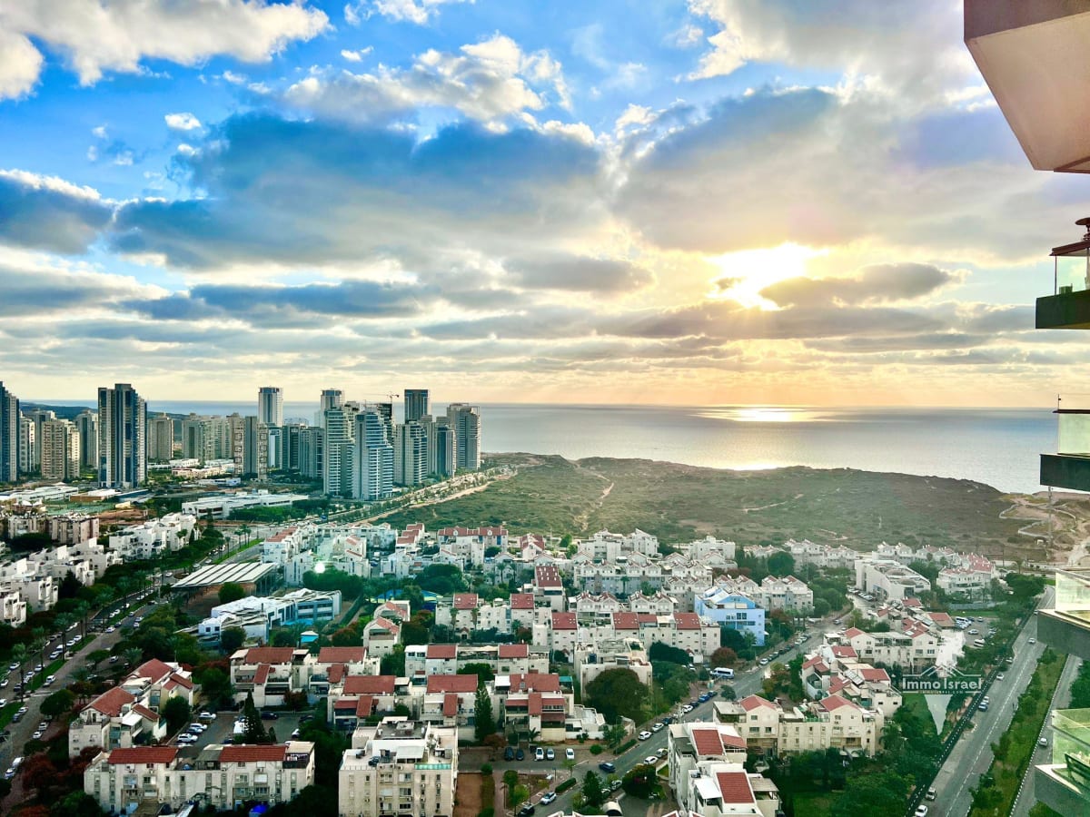 Appartement de 4 pièces à vendre rue Dwight Eisenhower, Netanya