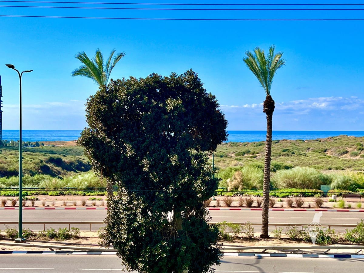 Квартира с 4 комнатами на продажу на улице Ирус ха-Аргаман, Нетания