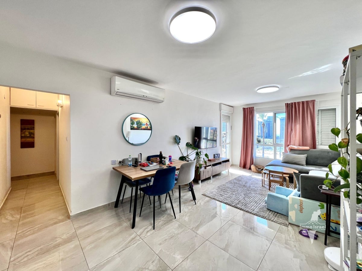 דירת 4 חדרים למכירה ברחוב אירוס הארגמן, נתניה