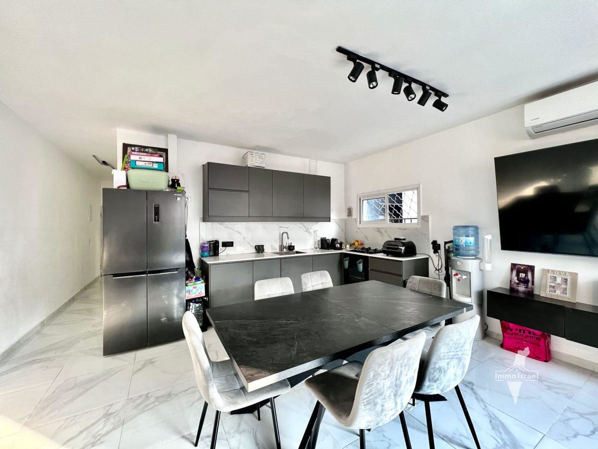 3-Room Apartment For Sale On Weizmann Street, Netanya