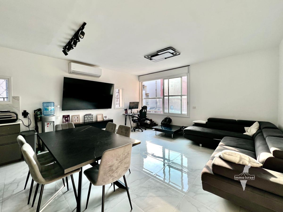 3-Room Apartment For Sale On Weizmann Street, Netanya
