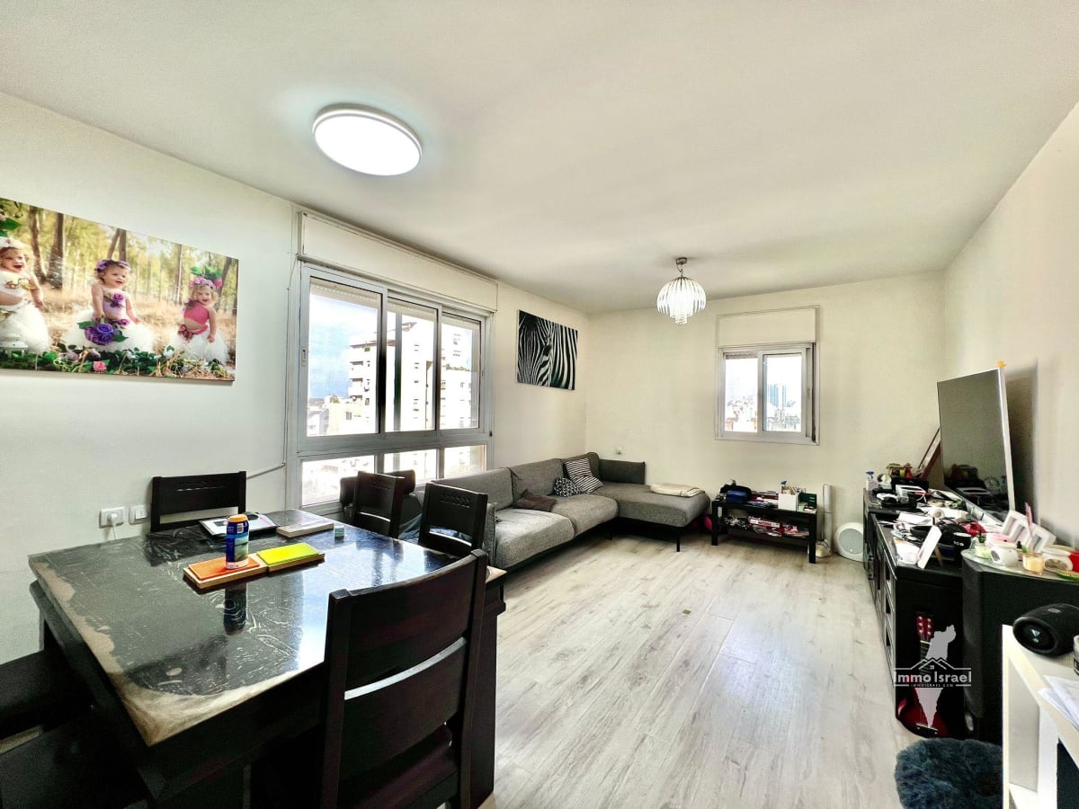 Квартира с 4 комнатами на продажу на улице Голда Меир, Нетания