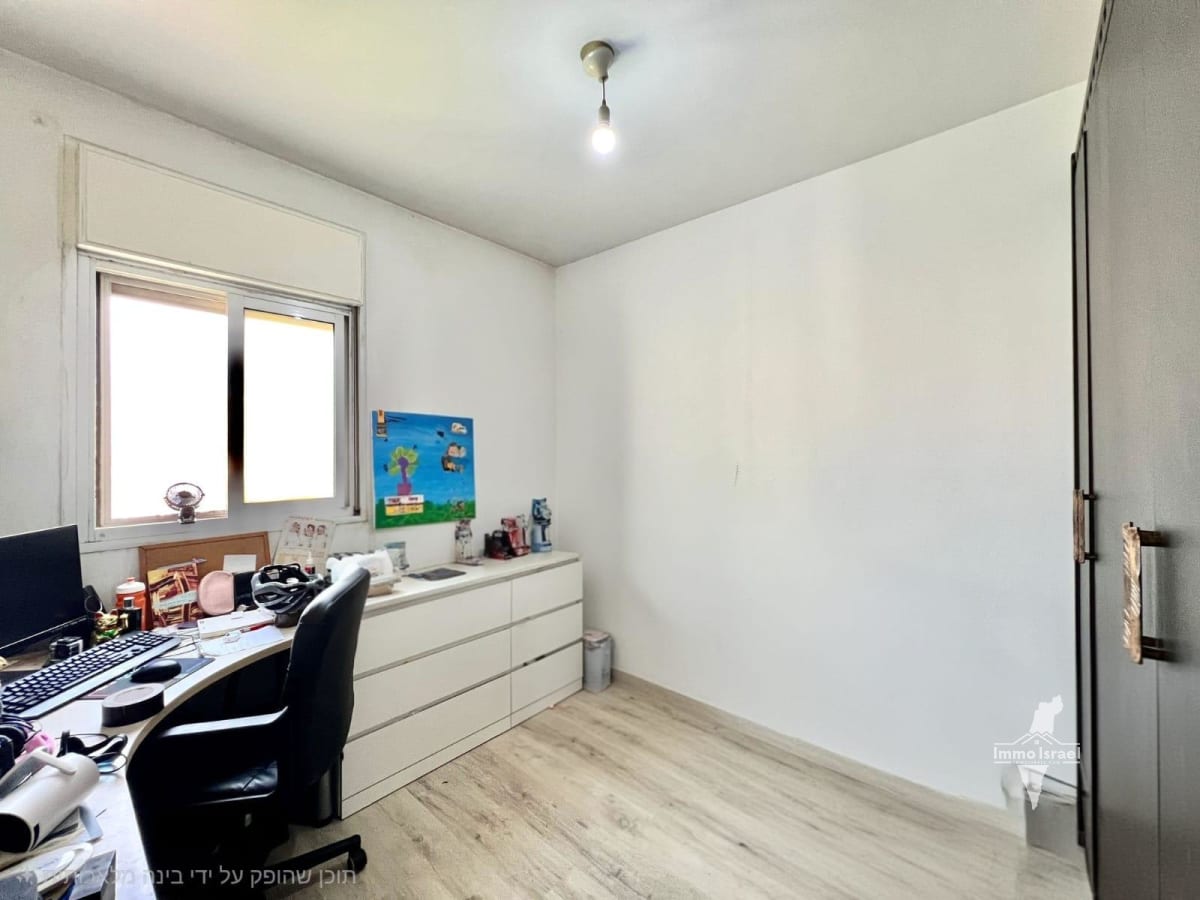 Квартира с 4 комнатами на продажу на улице Голда Меир, Нетания