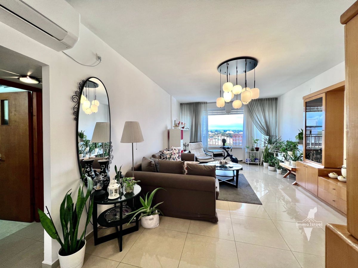 Квартира с 3 комнатами на продажу на улице ха-Ламед Хей, Нетания