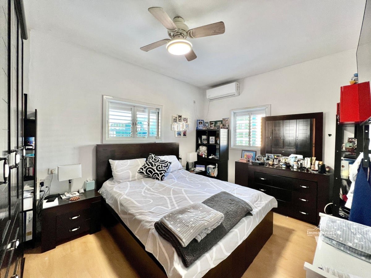 Квартира с 3 комнатами на продажу на улице ха-Ламед Хей, Нетания