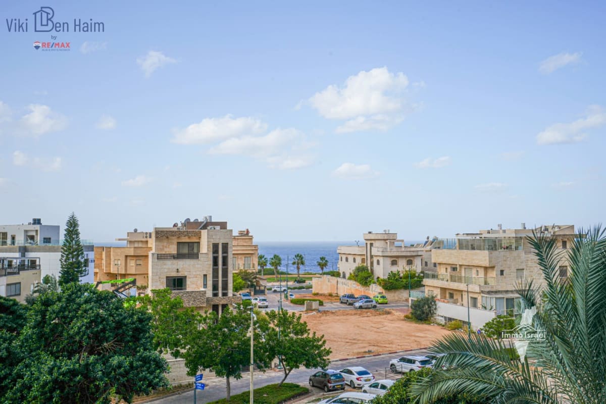 Квартира с 4 комнатами на продажу на улице ха-Гила, Нетания