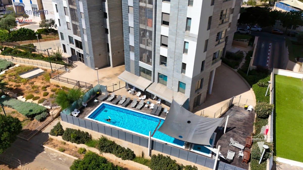 Квартира с 4 комнатами на продажу на улице ха-Гила, Нетания