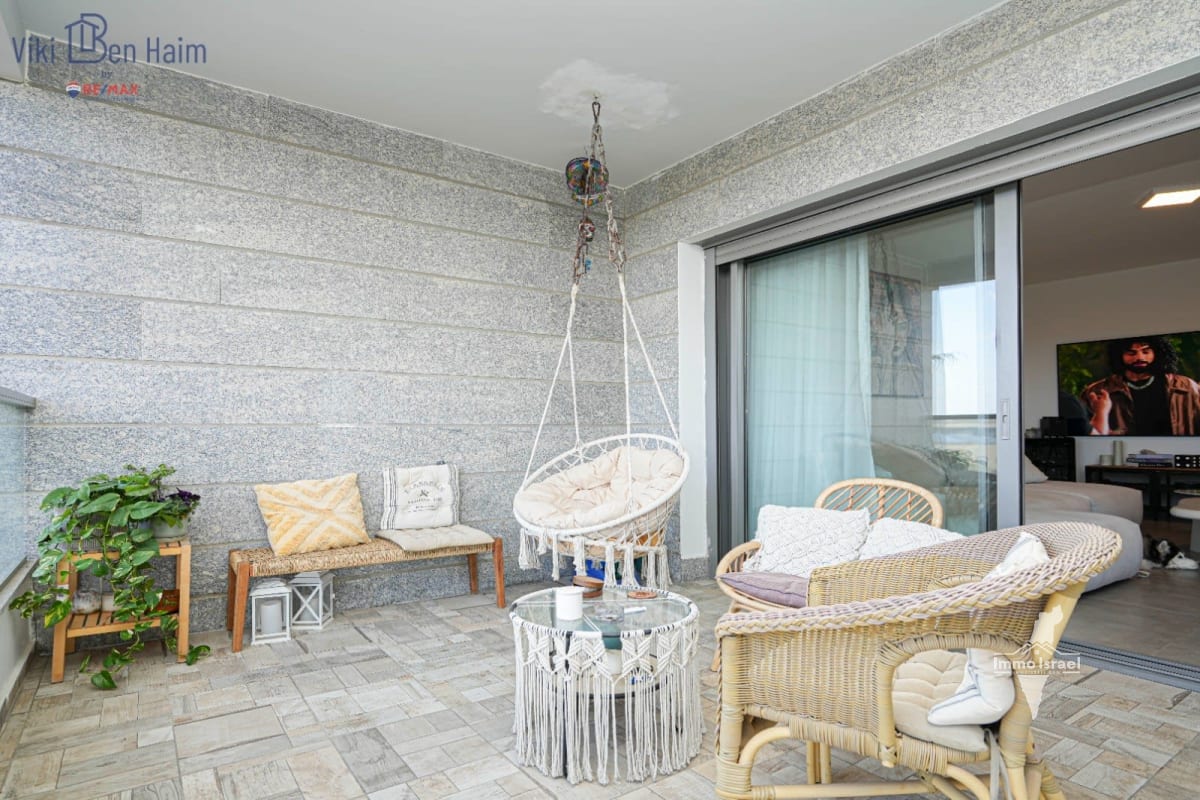 Квартира с 4 комнатами на продажу на улице ха-Гила, Нетания